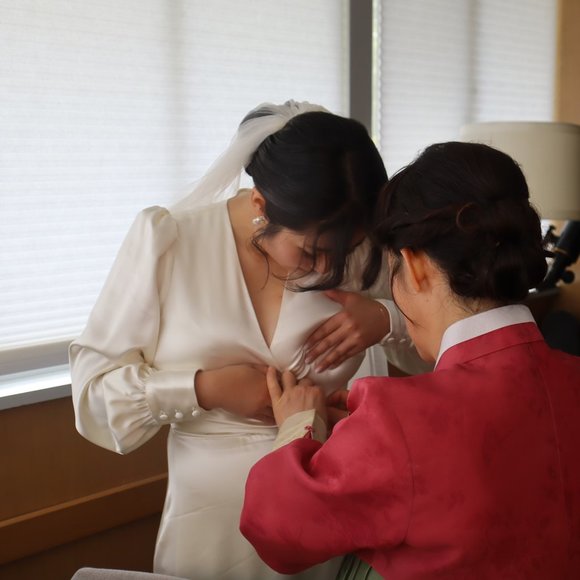 Rya Dress - Bridal from Reformation - Picture 3 of 6